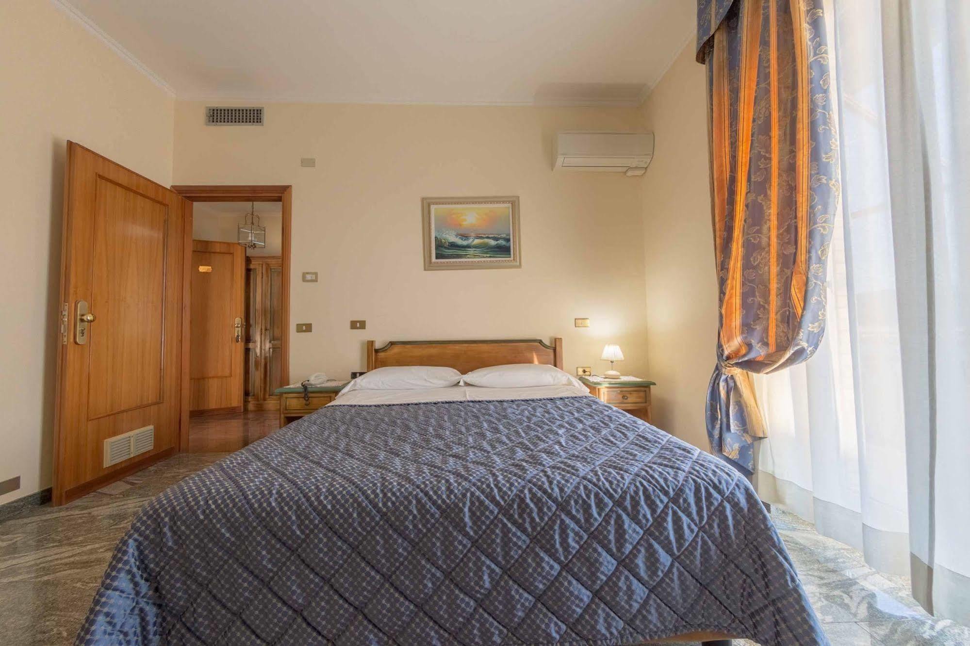 Hotel Aquila Orte Bagian luar foto